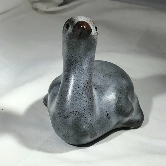 VINTAGE PIGEON FORGE POTTERY SWAN